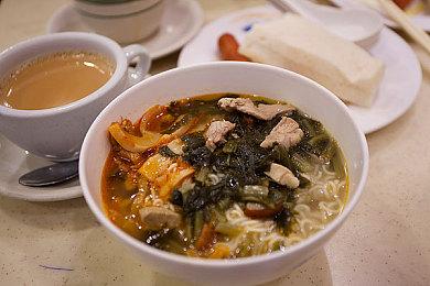 网易1.5折甩卖暴雪“分手遗产” 有人狂抢4箱转手卖